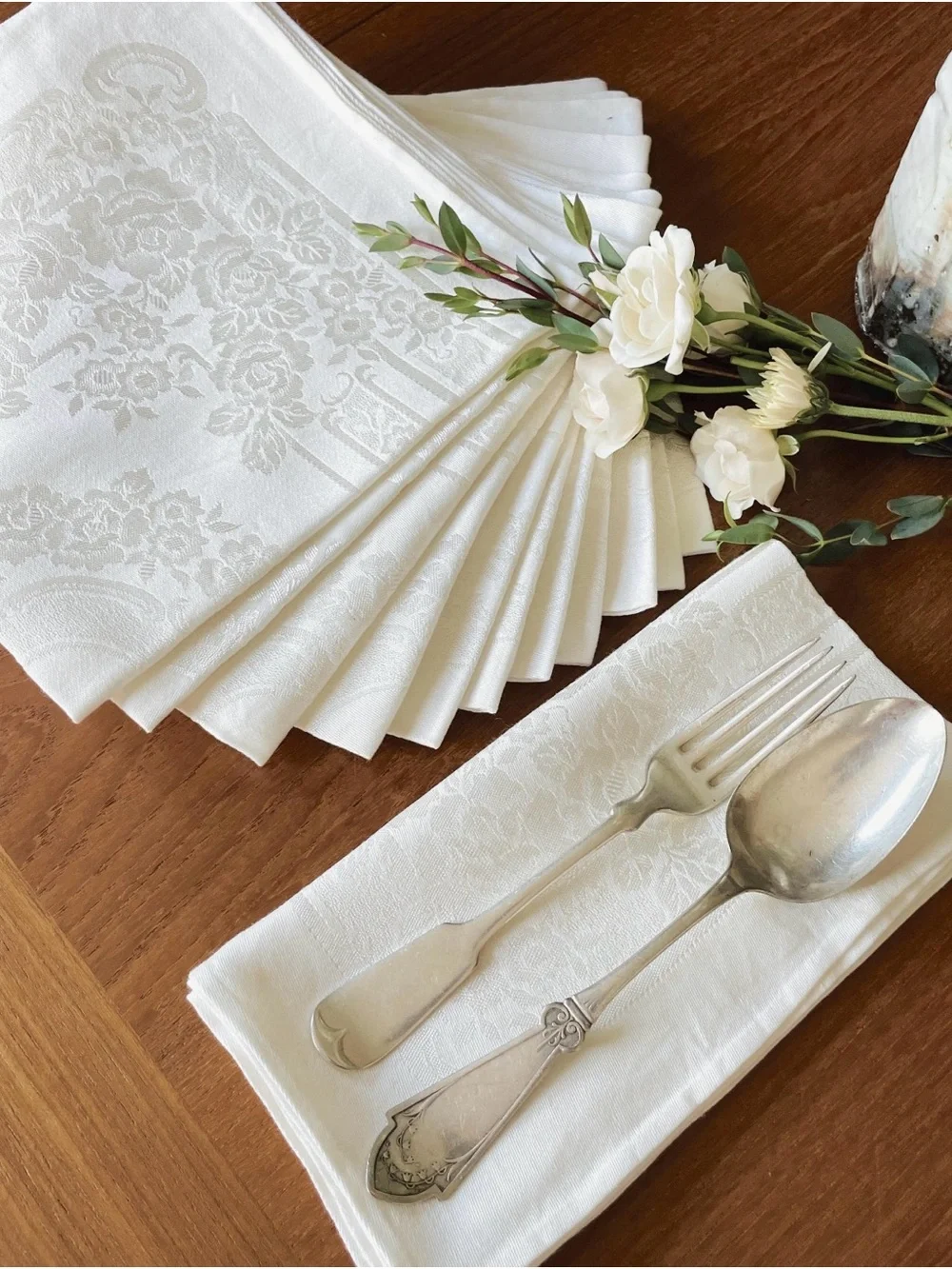 Heirloom Vintage Damask Dinner Napkins (set of 12)